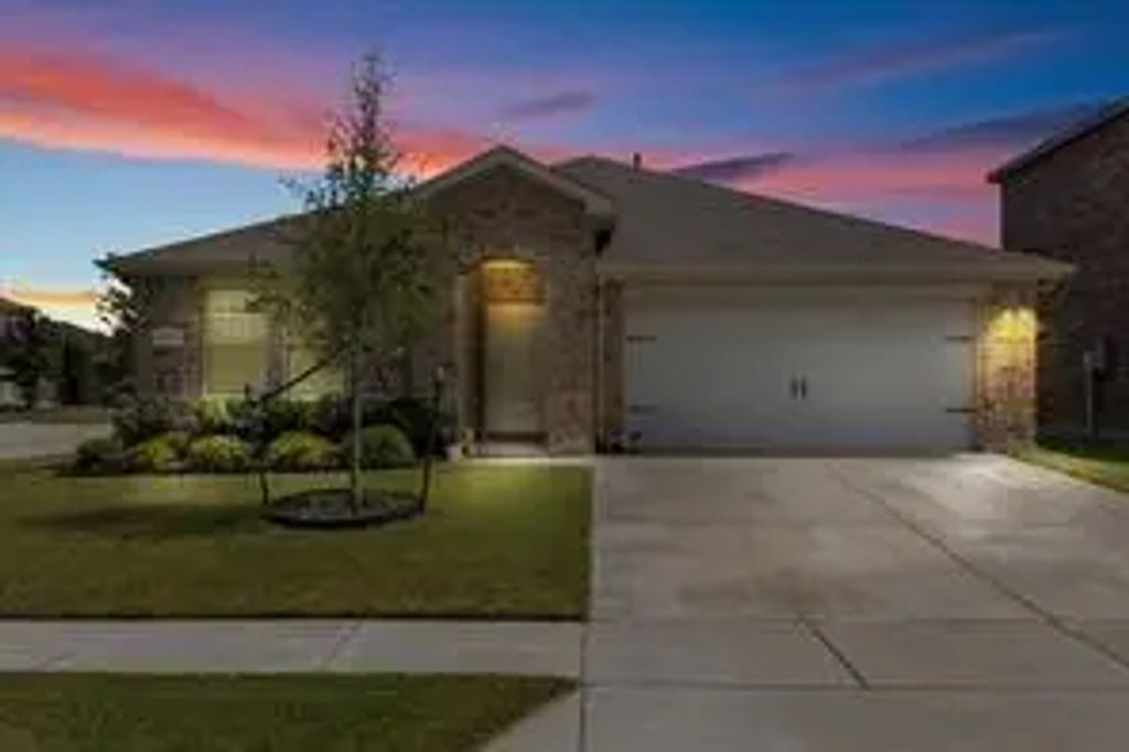 2952 Goodrich Street, Royse City