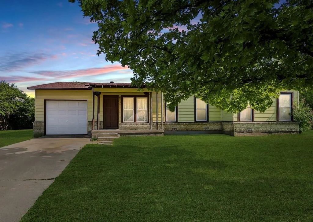 5121 Sabelle Lane, Haltom City