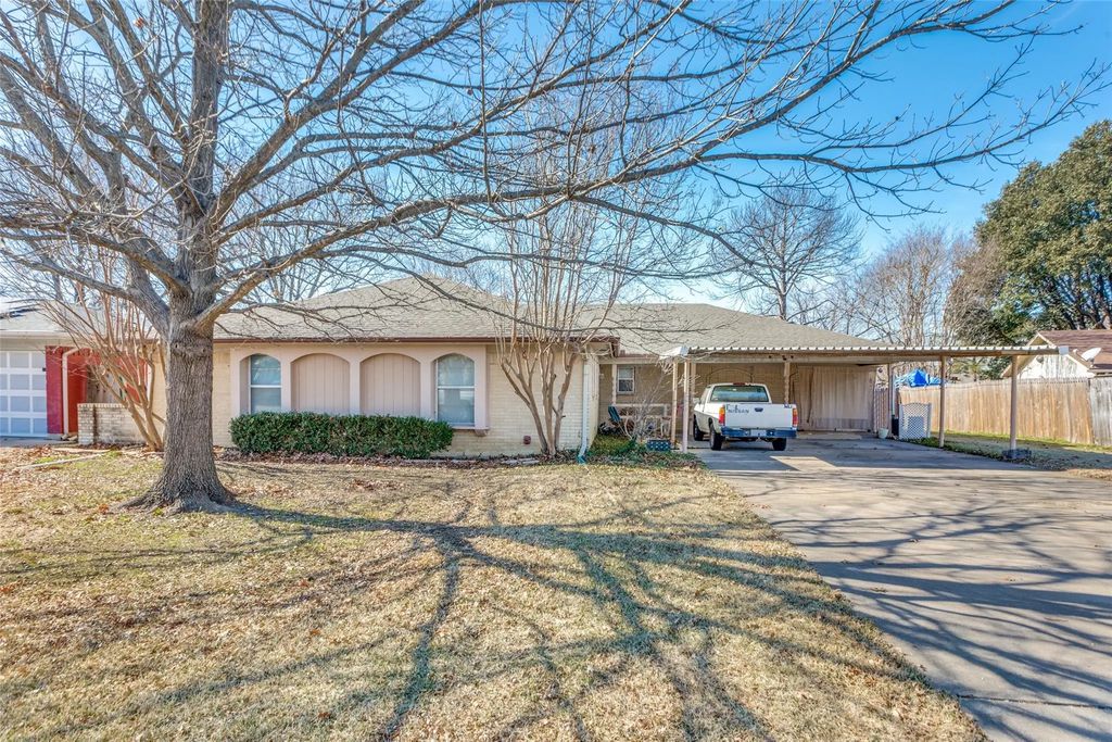 723 N Ray Street, Alvarado