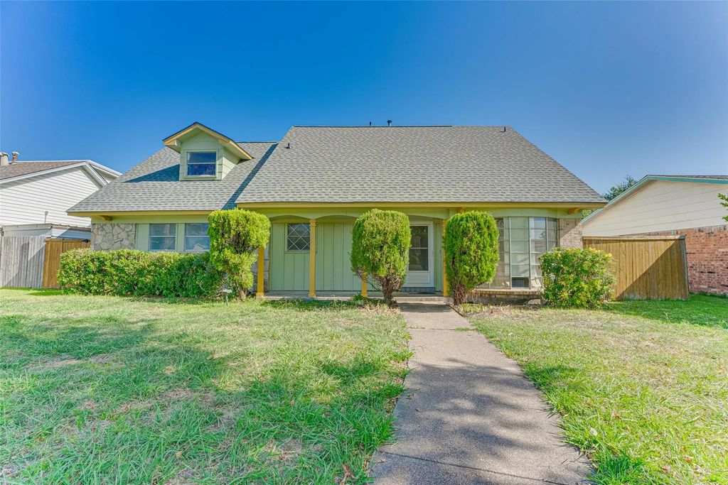 4013 Hillsdale Lane, Garland