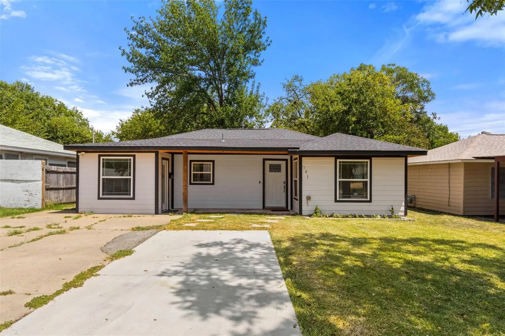 701 Sw 5th Street, Grand Prairie