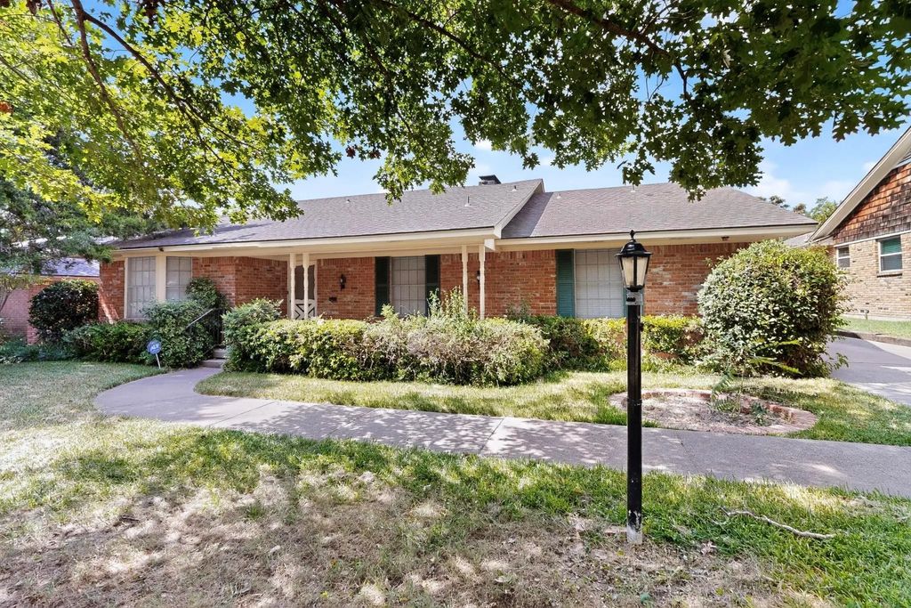 10533 Silverock Drive, Dallas