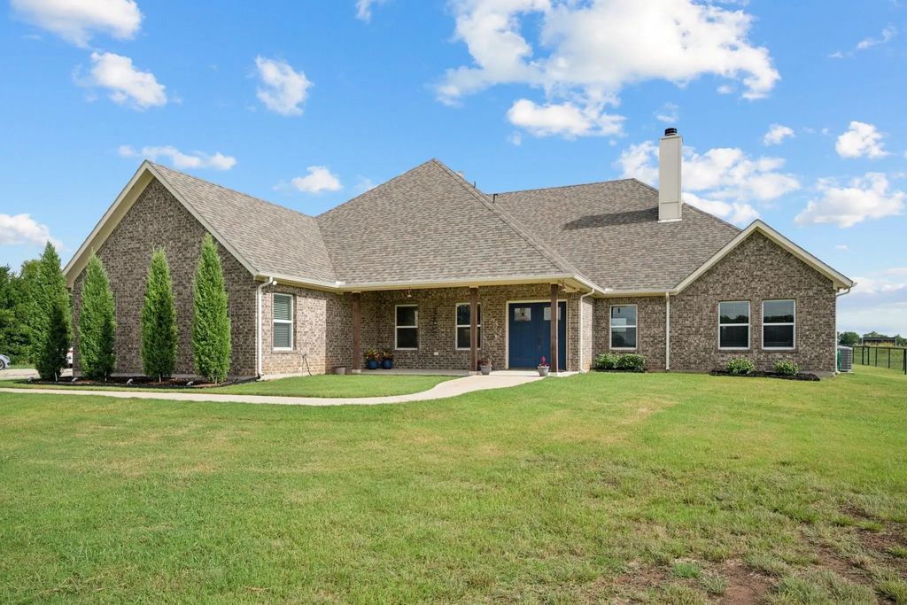 2435 Cobler Road, Collinsville
