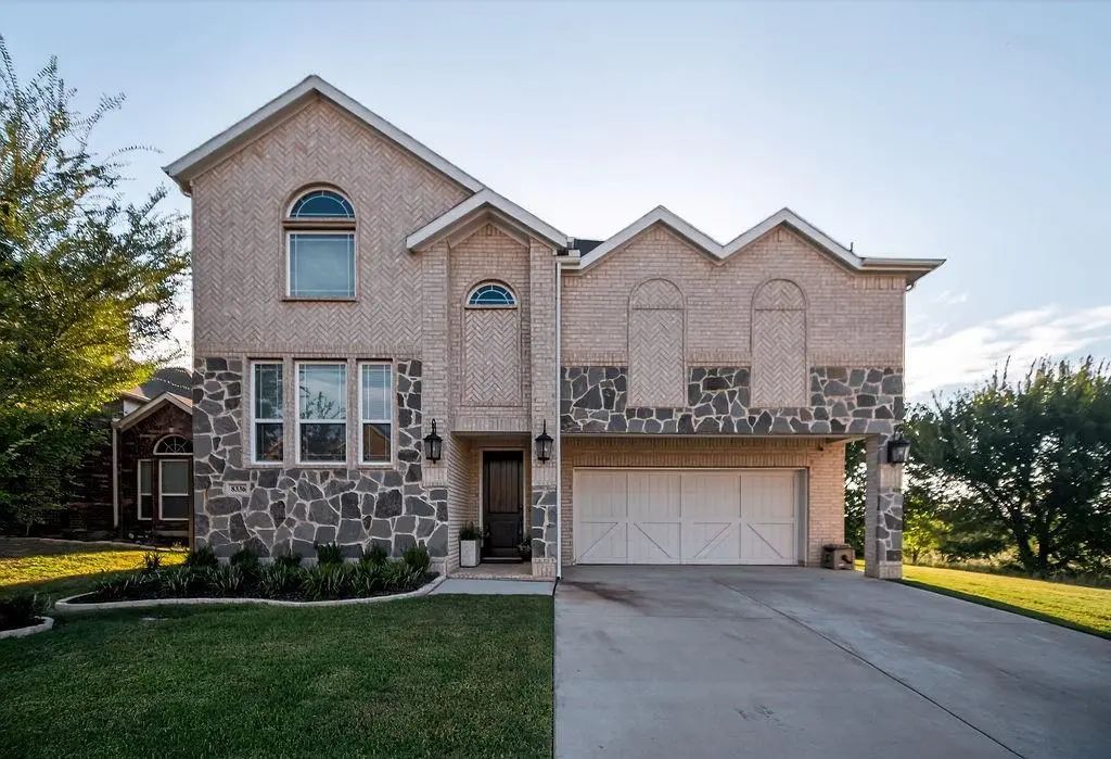 8336 Blue Periwinkle Lane, Fort Worth