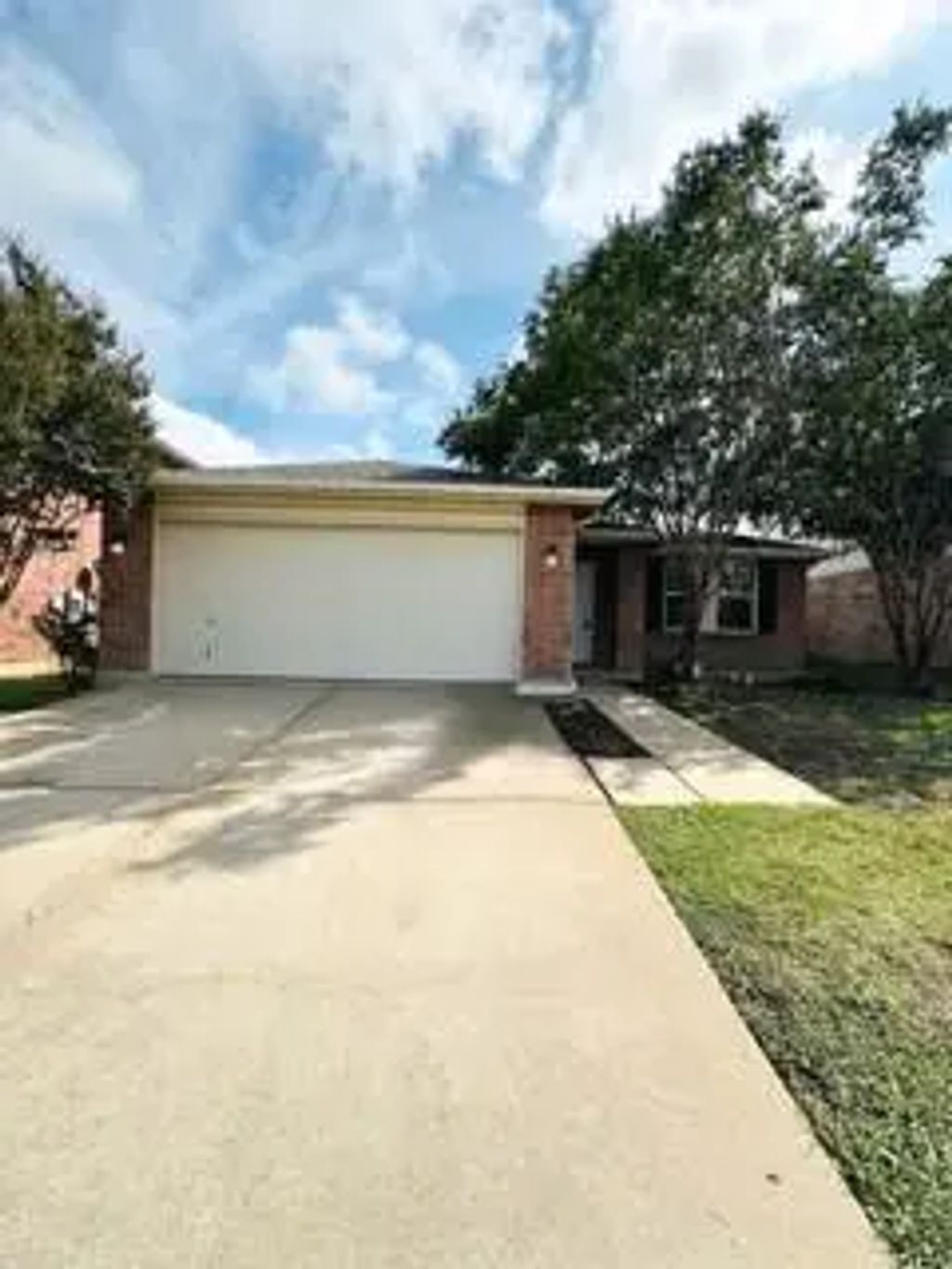 3873 Country Lane, Fort Worth