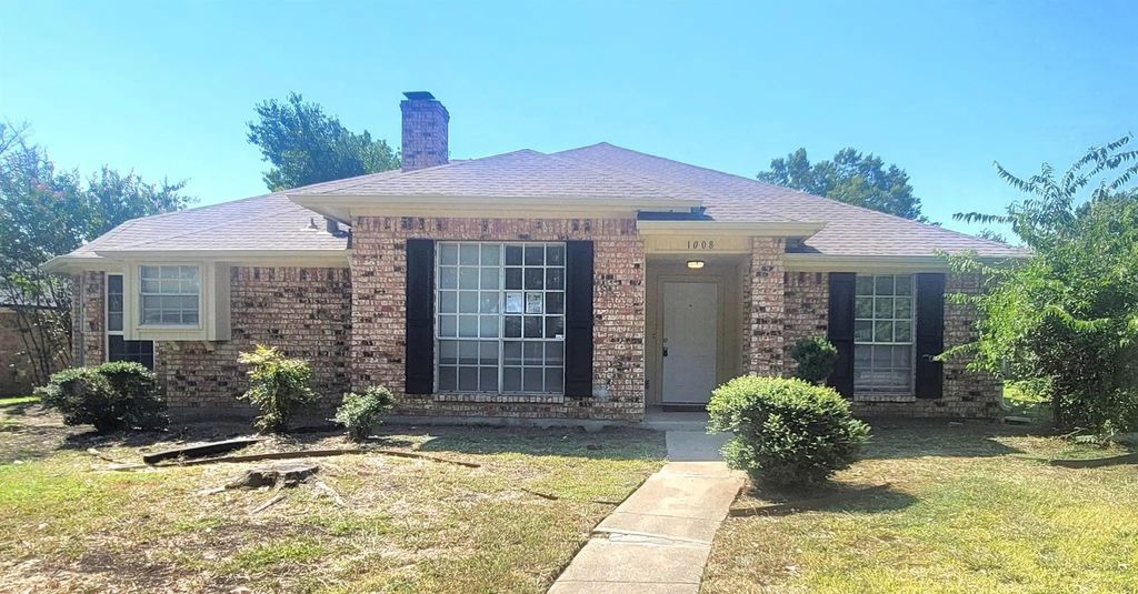 1008 Brownfield Drive, Mesquite