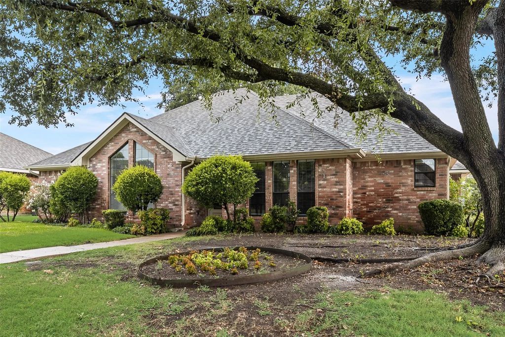 2209 Winona Drive, Plano