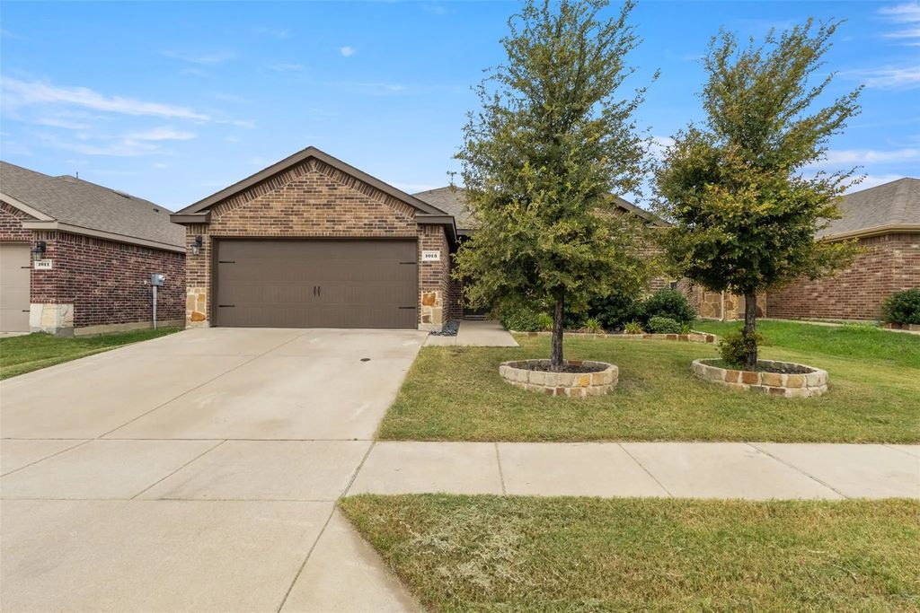 1013 Emerald Drive, Princeton