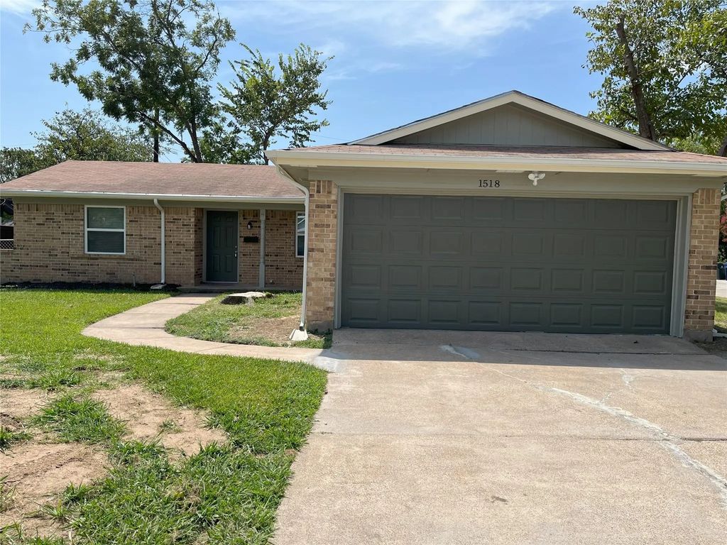 1518 Mcdonald Drive, Garland