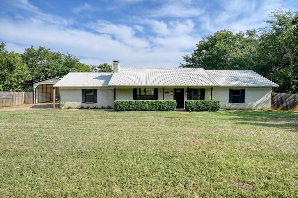 10627 Ardis Street, Whitehouse
