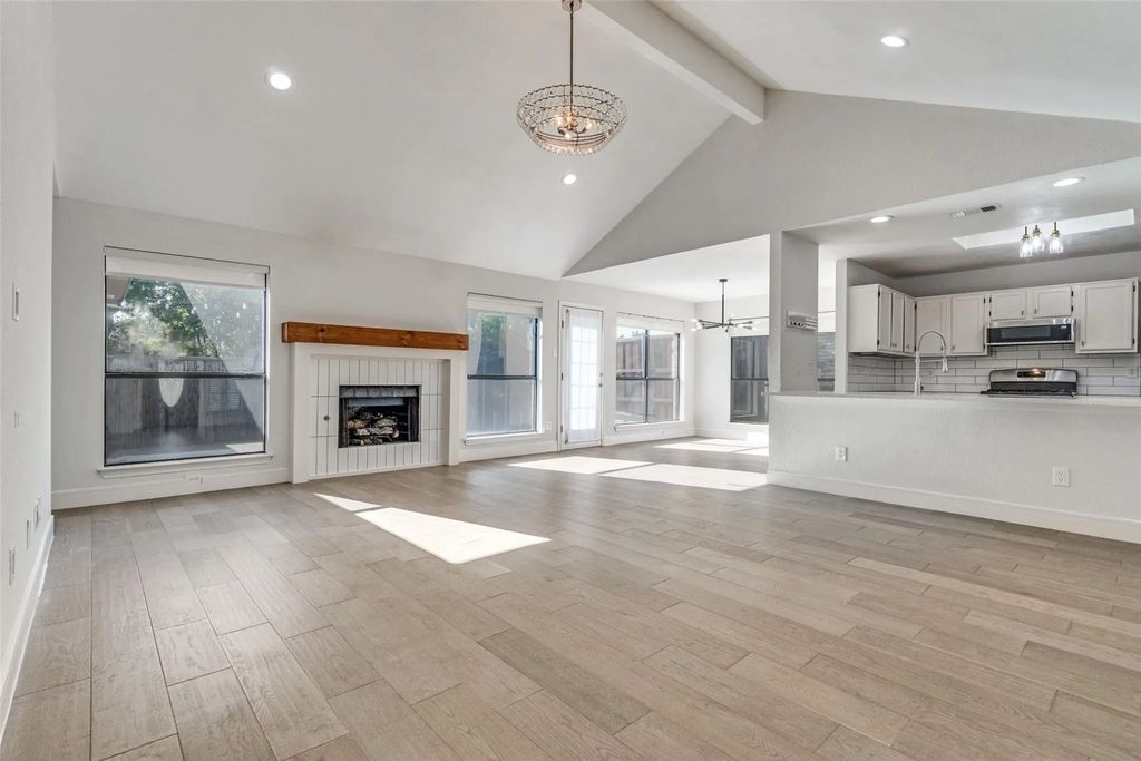 2113 Mcintosh Drive, Garland
