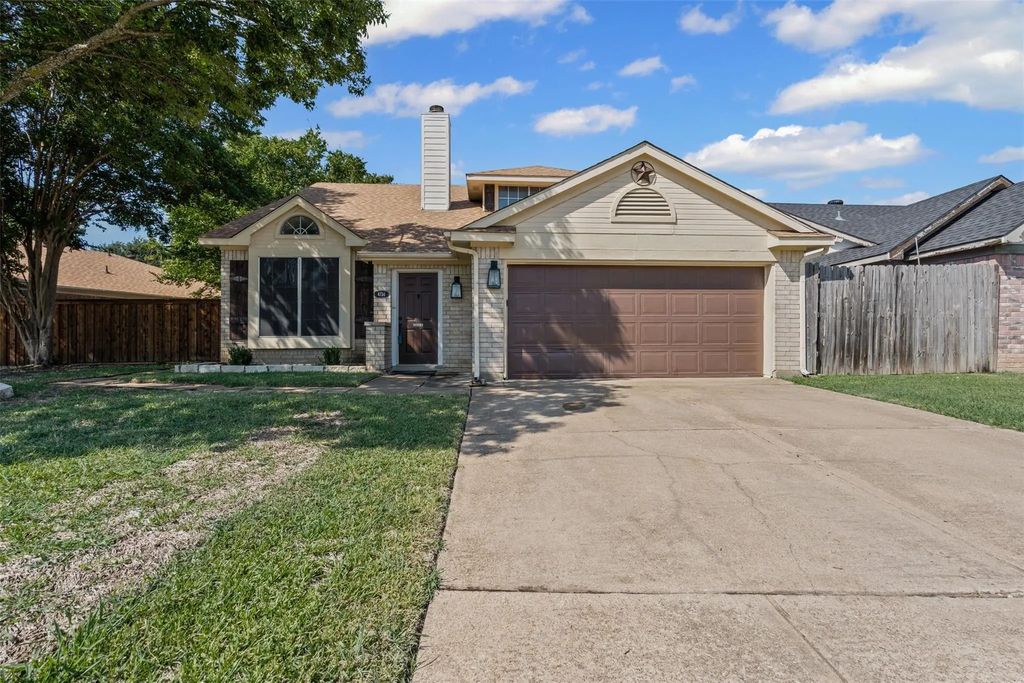 4734 Abbott Avenue, Arlington