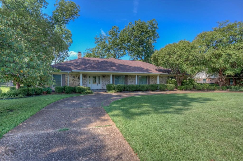 5424 Coach Road, Bossier City