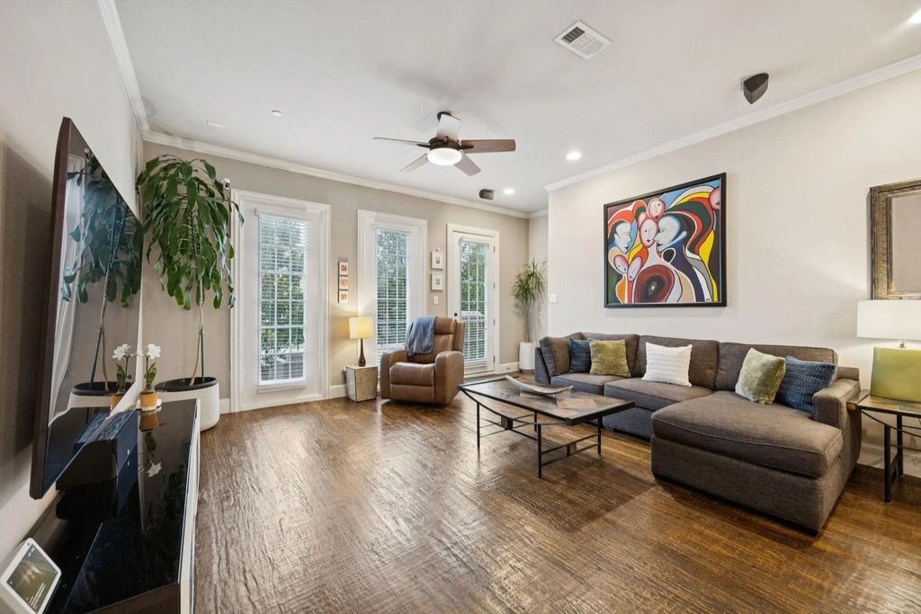 639 Senda, Irving