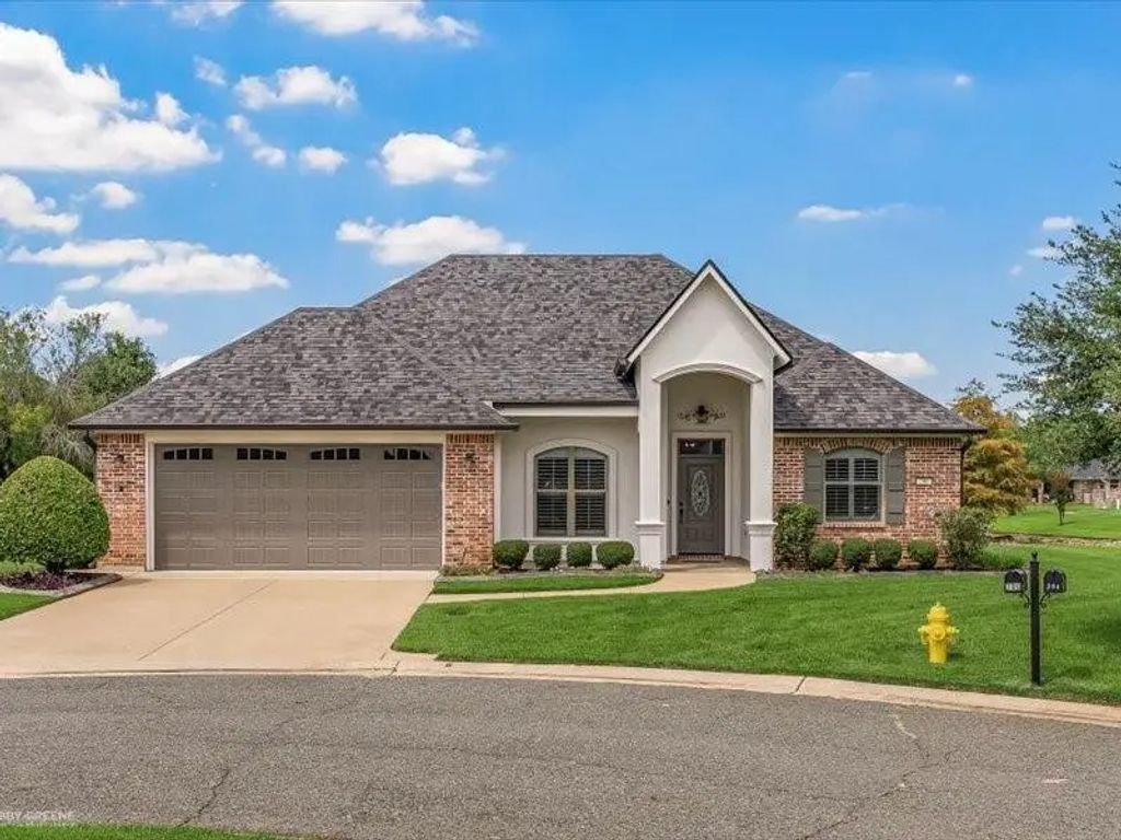 206 Willow Lake Boulevard, Bossier City