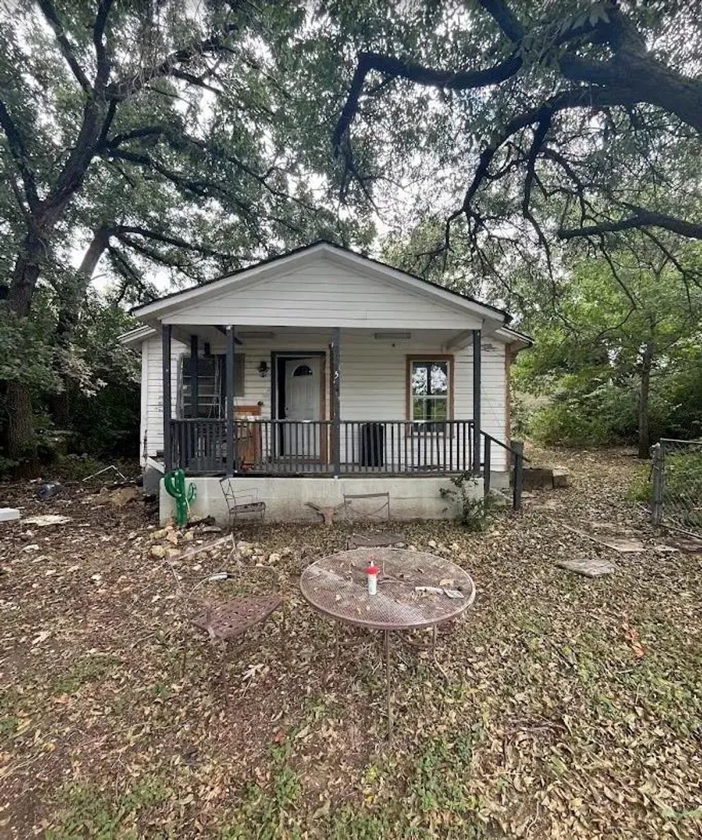 8105 Downe Drive, White Settlement