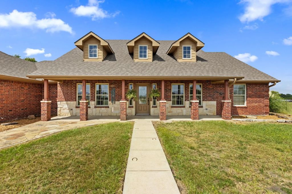 5017 J R Court, Royse City