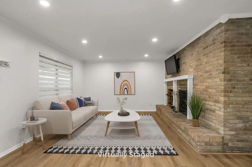 5916 Birchbrook Drive 222, Dallas