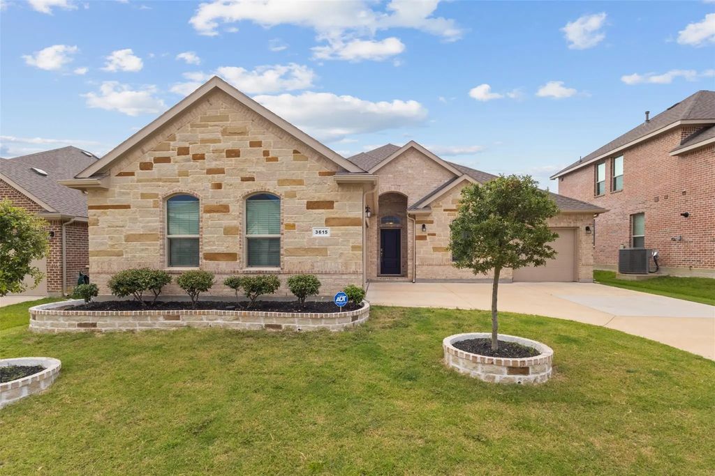 3615 Orchard Street, Grand Prairie