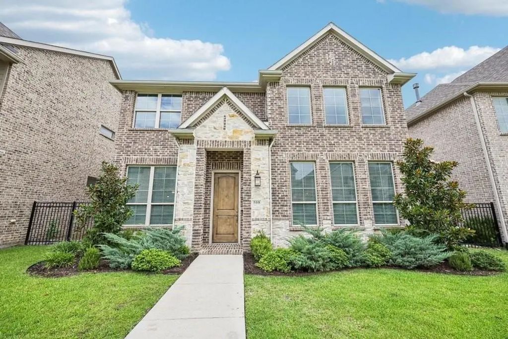 508 Renaissance Lane, Irving