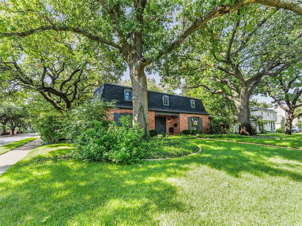 4601 Lorraine Avenue, Highland Park