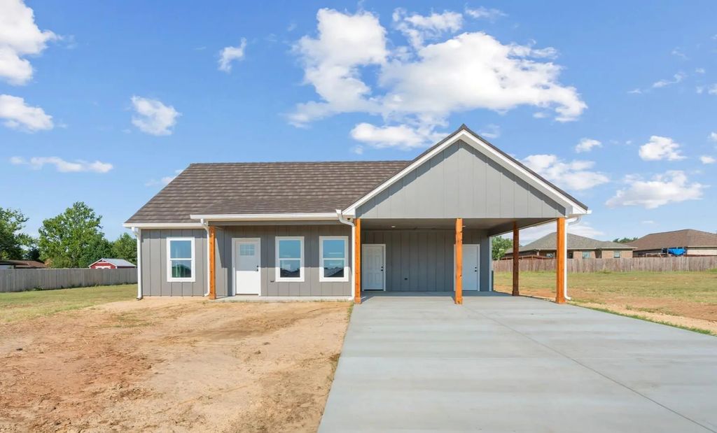 408 Poplar Court, Hico