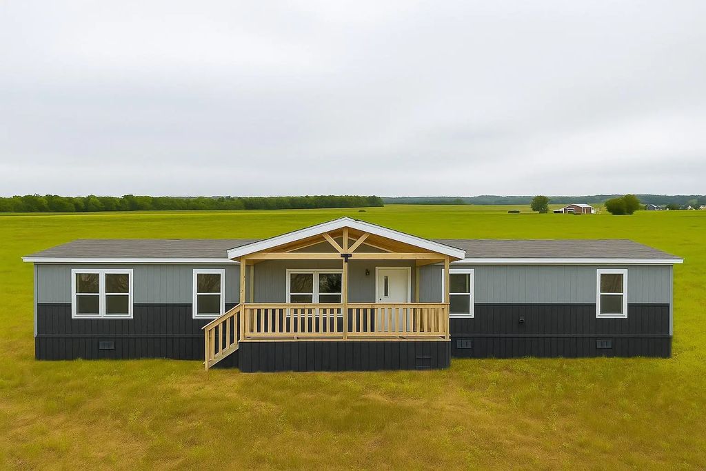 10044 County Road 107, Alvarado