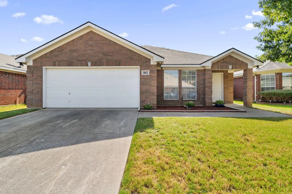 3012 Silent Creek Trail, Fort Worth