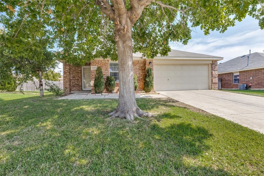14165 Gold Seeker Way, Fort Worth