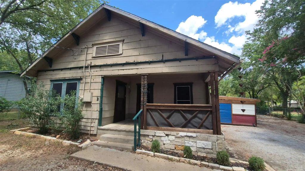 1713 Lattimore Street, Denton