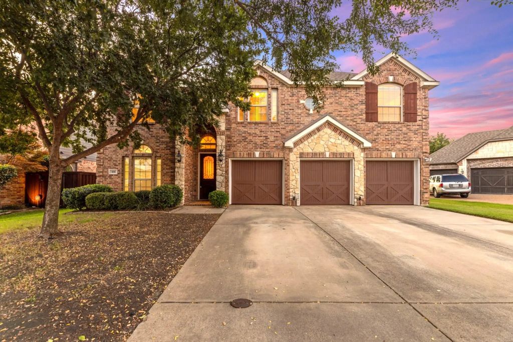 808 Goose Court, Forney