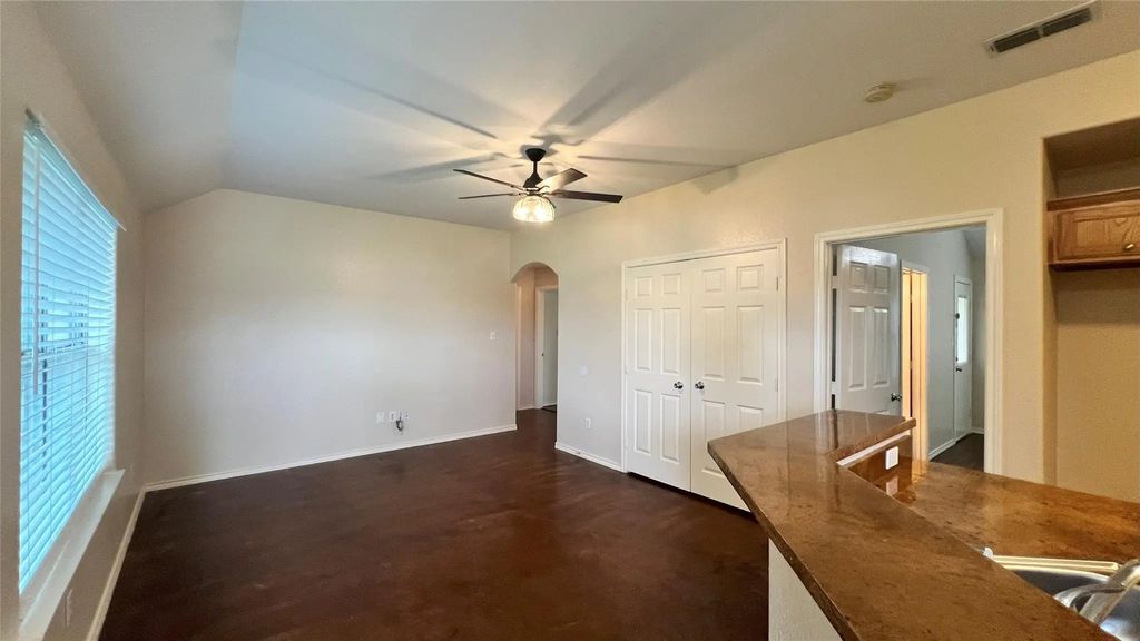 106 Sunburst Court, Weatherford