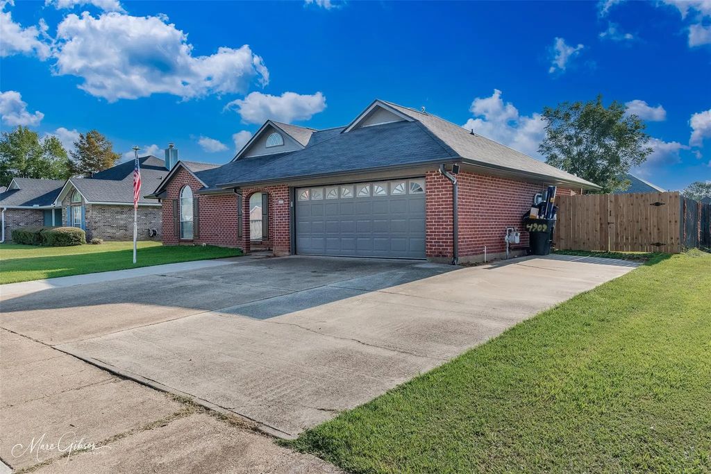 4909 General Ashley Drive, Bossier City