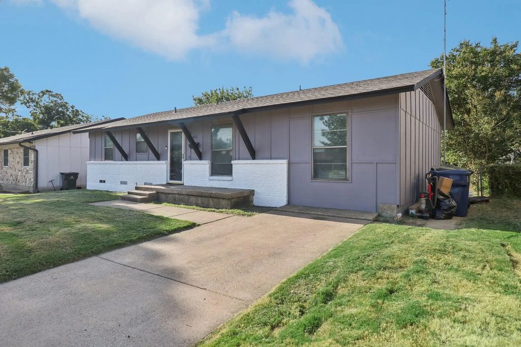 4402 Pineridge Drive, Garland