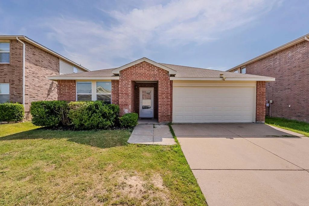 9029 Quarter Horse Lane, Fort Worth