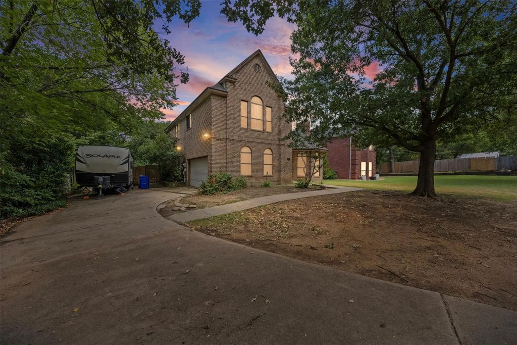 108 Arthur Drive, Kennedale