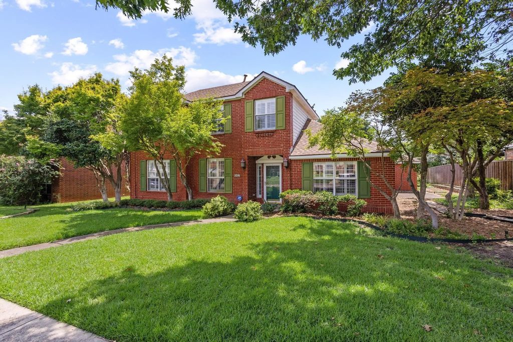 1412 Sussex Drive, Plano