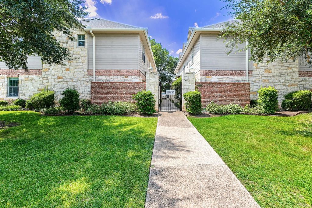 2011 S 7th Street 3, Waco