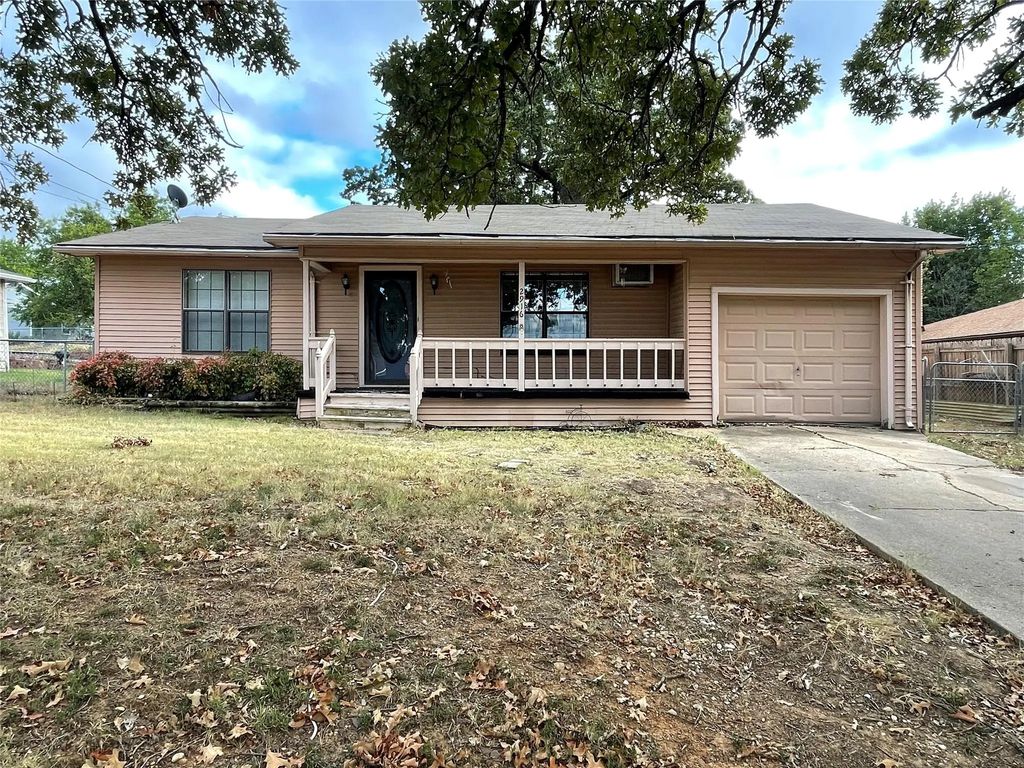 2916 Layne Drive, Denison
