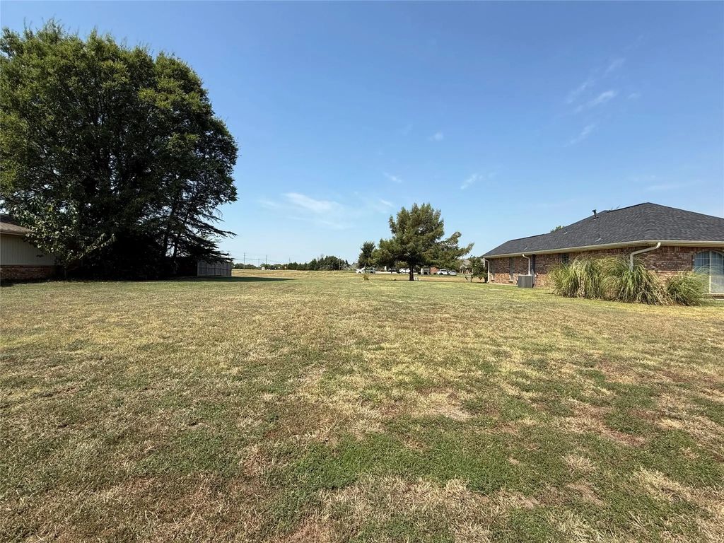 9804 Claudette Court, Greenville