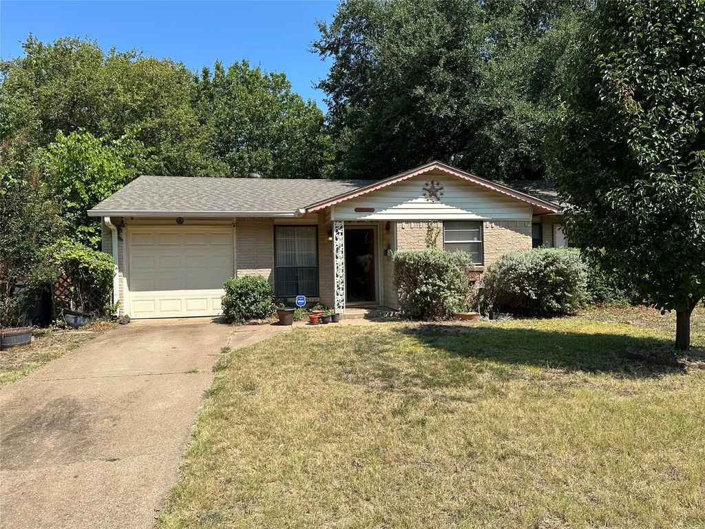 1623 Western Park Court, Dallas
