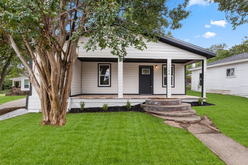 1120 Betterton Circle, Dallas