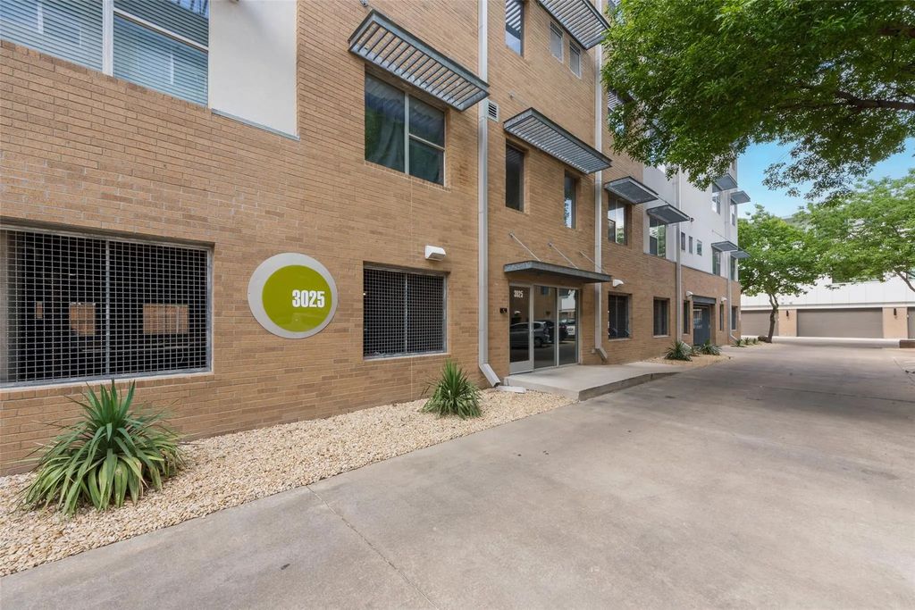 3025 Bryan Street 1f, Dallas