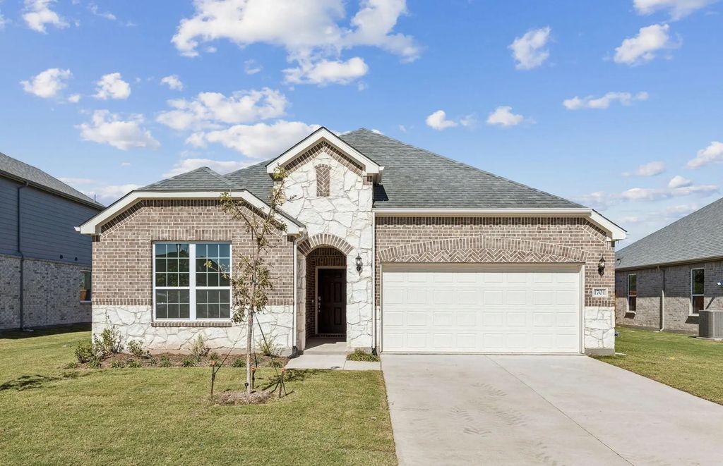 1701 David Drive, Anna