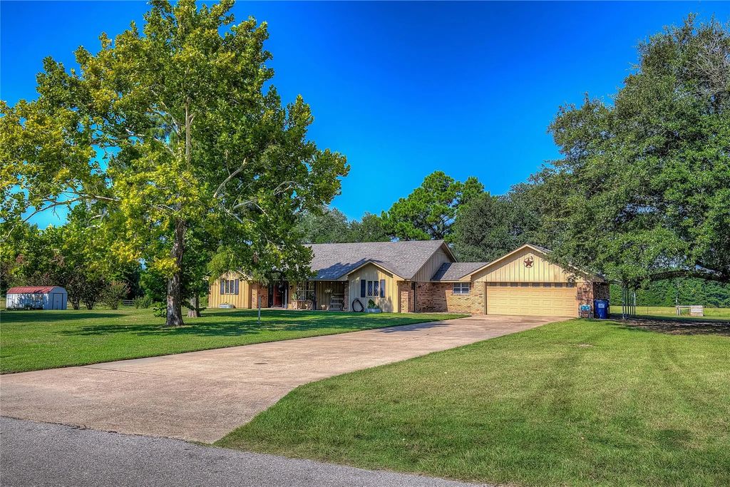 209 County Road 4215, Winnsboro
