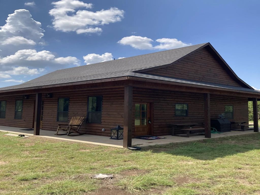 301 Fm 2960, Whitney