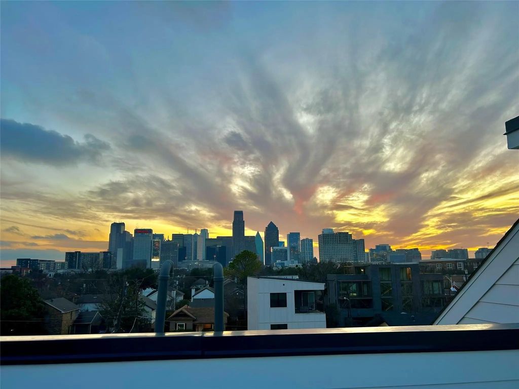 3608 San Jacinto 102, Dallas