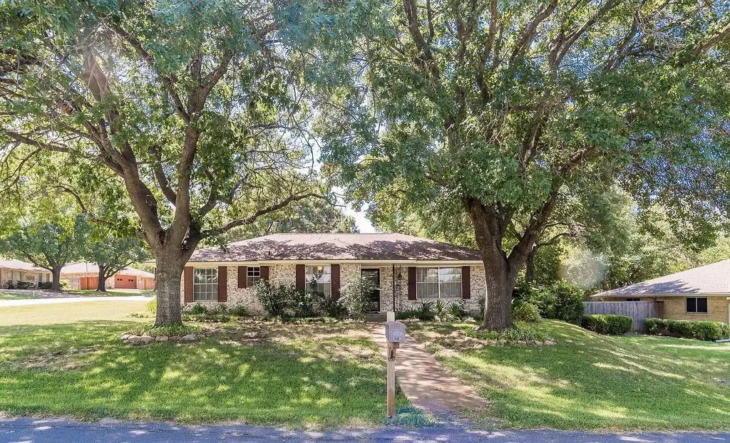 308 E Lanett Drive, DeSoto