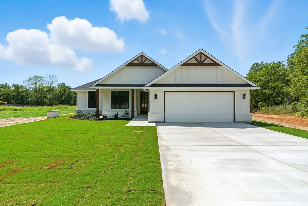 167 Greystone, Millsap