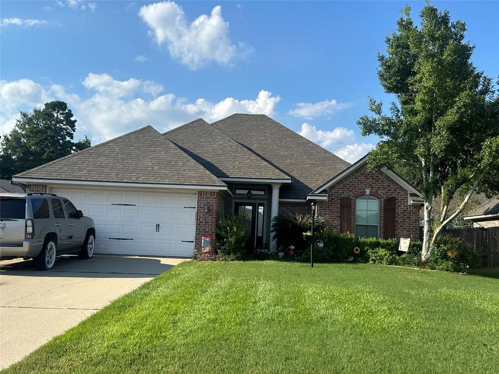 314 Peachwood Circle, Haughton
